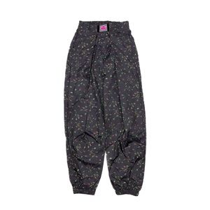 Nike ICON CLASH women’s woven floral pants.